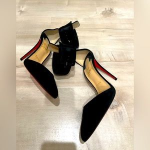 Selling size 39 black Christian Louboutin heels, HARLER 100 VEAU VELOURS
